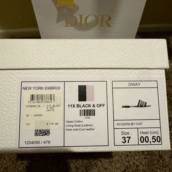 Dior Dway slides black and white New York Motif - Picture 7 of 13